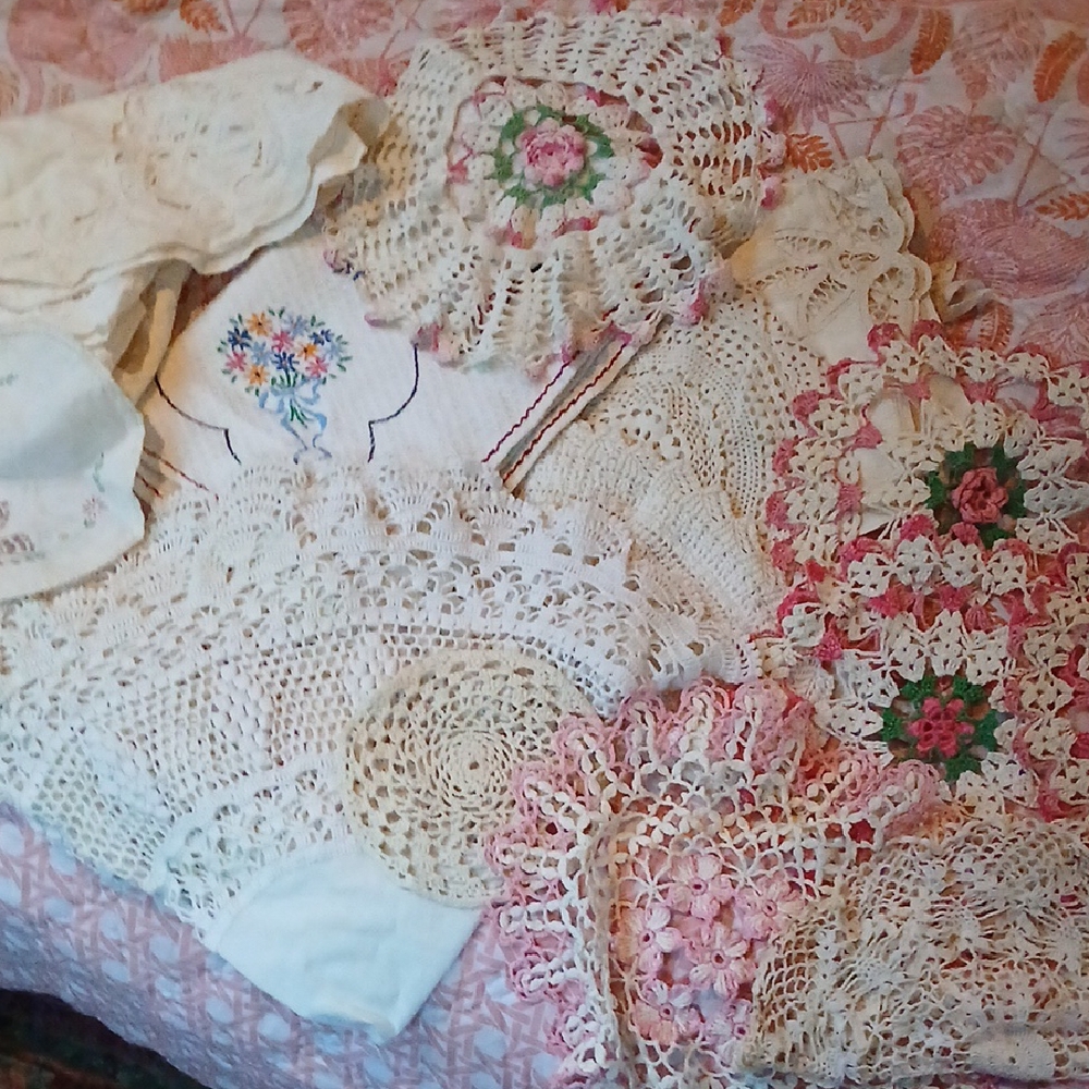 Vintage Crochet Doilies And Tablecloth Lot For Crafting